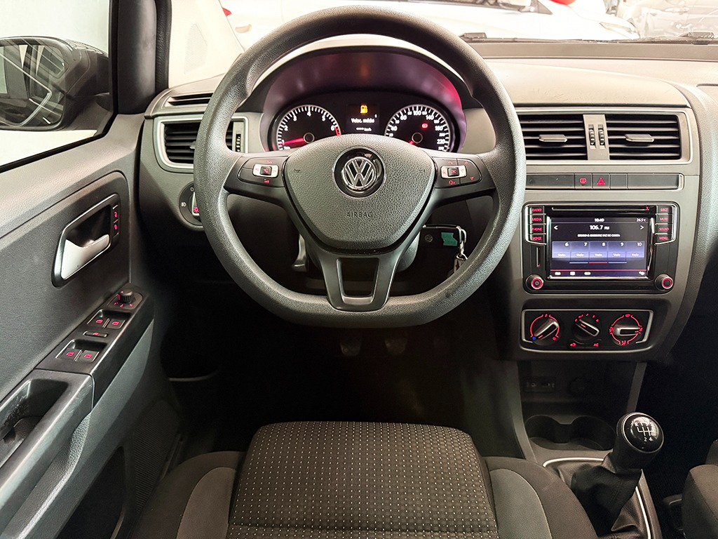 VOLKSWAGEN FOX