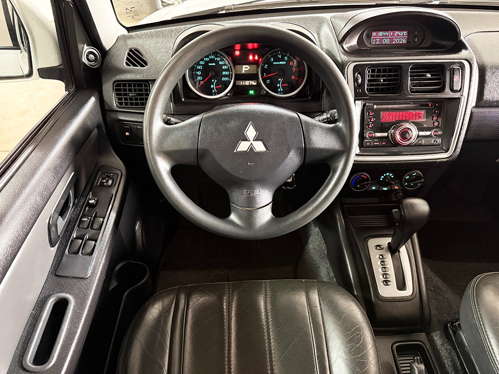 MITSUBISHI PAJERO TR4