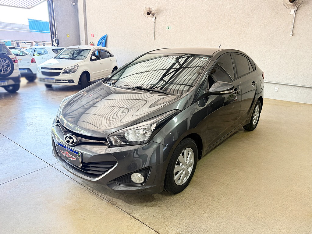 HYUNDAI HB20S