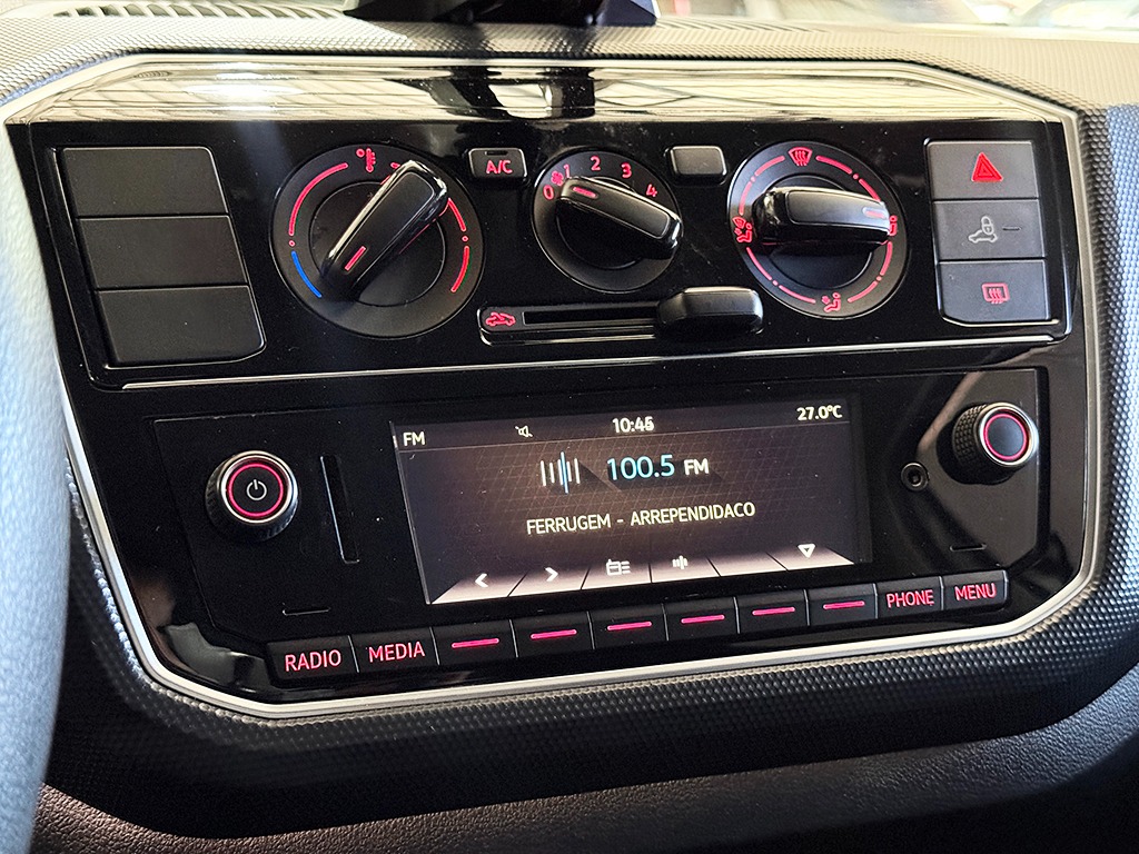 VOLKSWAGEN UP