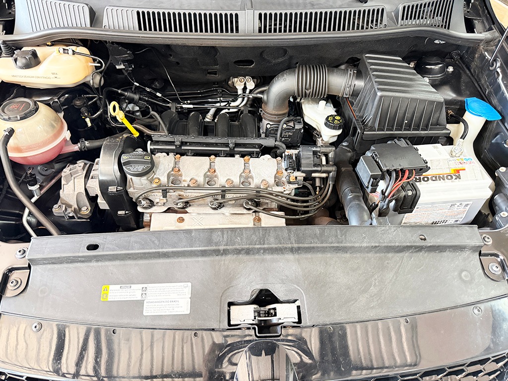 VOLKSWAGEN FOX