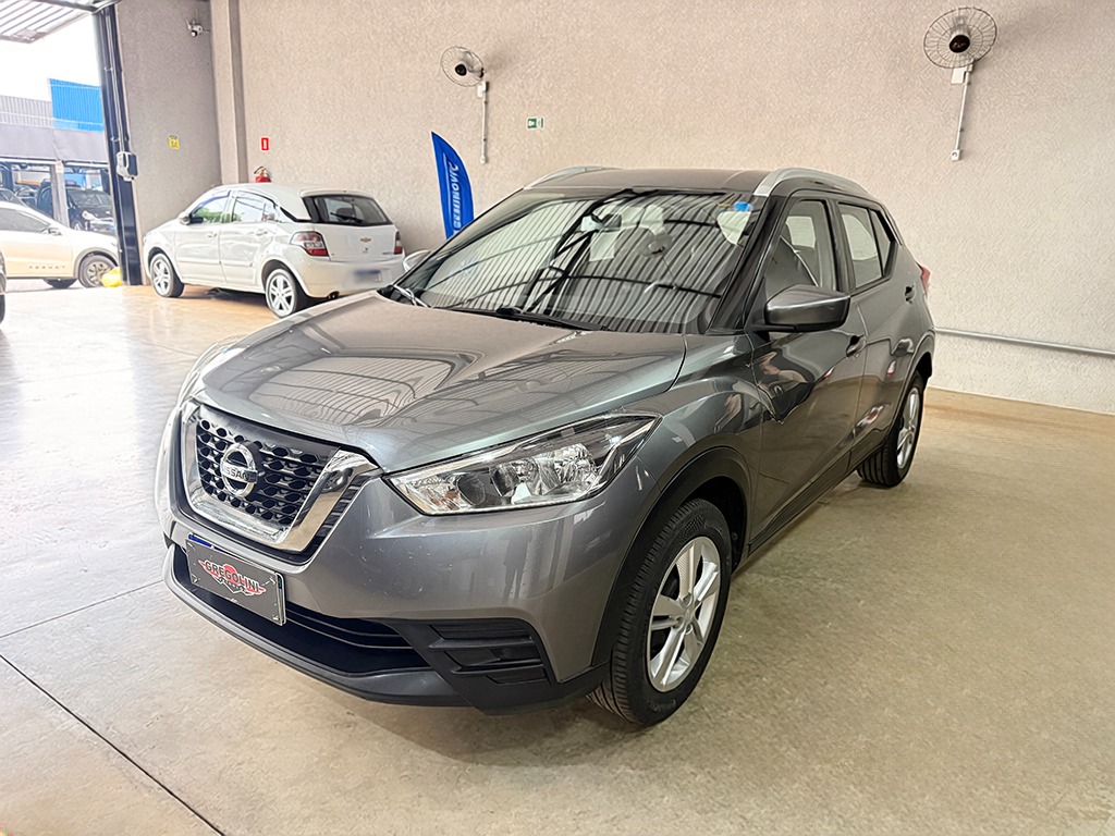 NISSAN KICKS