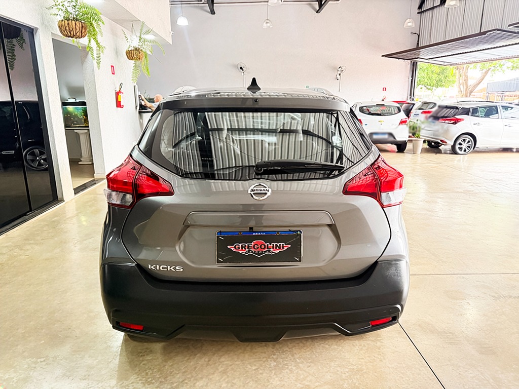 NISSAN KICKS
