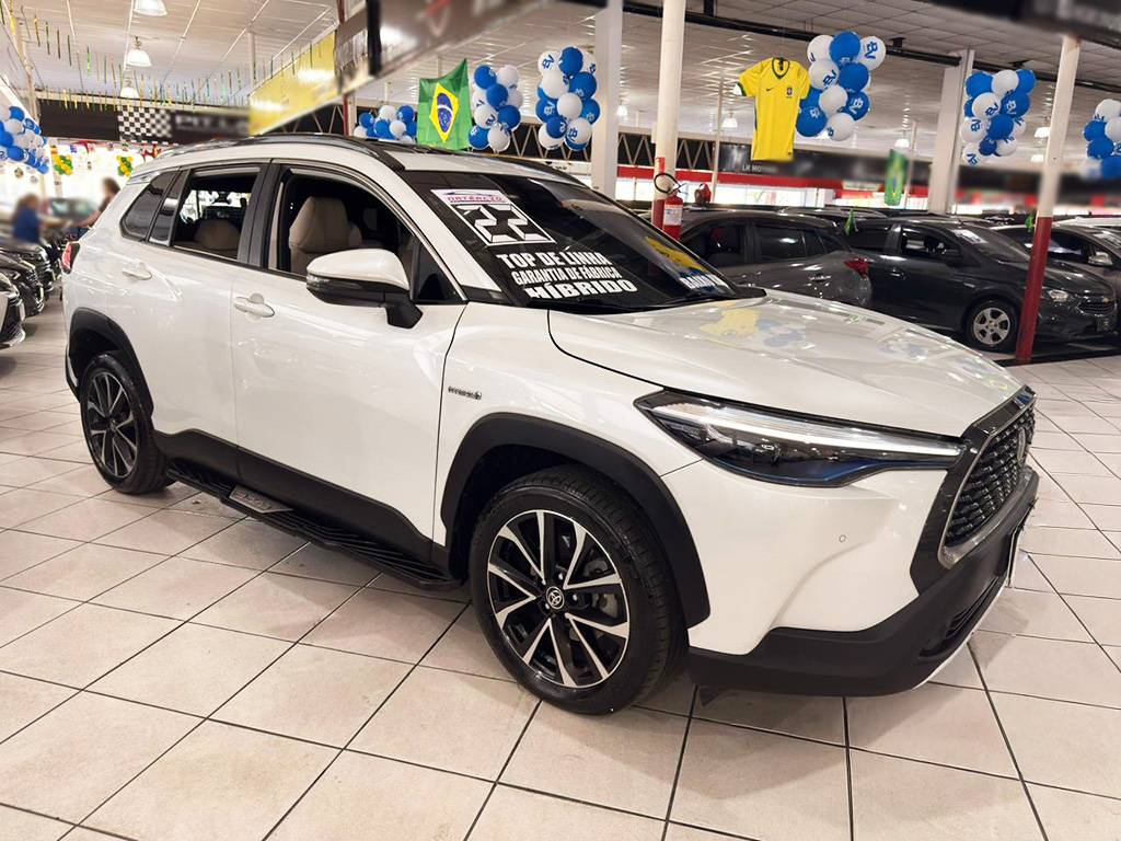 TOYOTA COROLLA CROSS