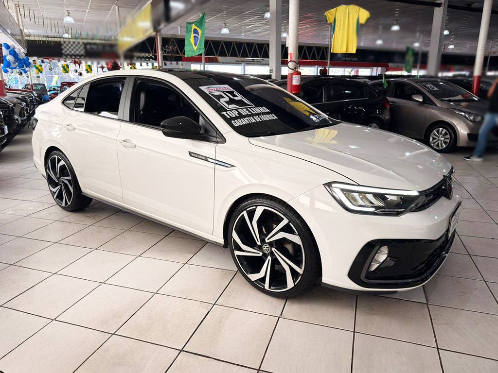 VOLKSWAGEN VIRTUS