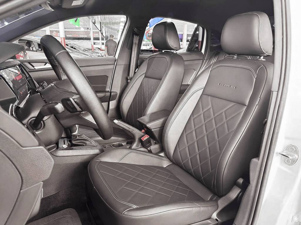 VOLKSWAGEN VIRTUS