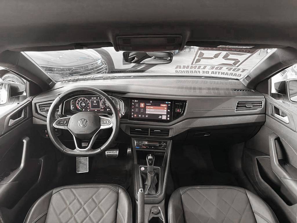 VOLKSWAGEN VIRTUS