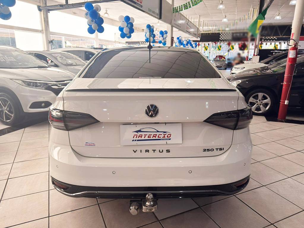 VOLKSWAGEN VIRTUS