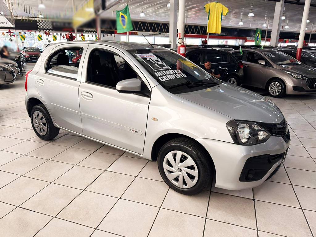 TOYOTA ETIOS
