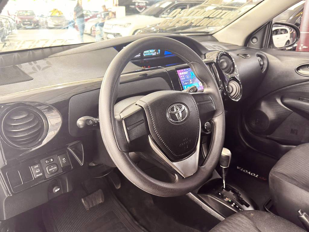 TOYOTA ETIOS