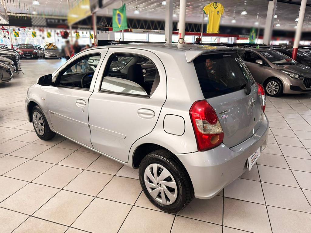 TOYOTA ETIOS