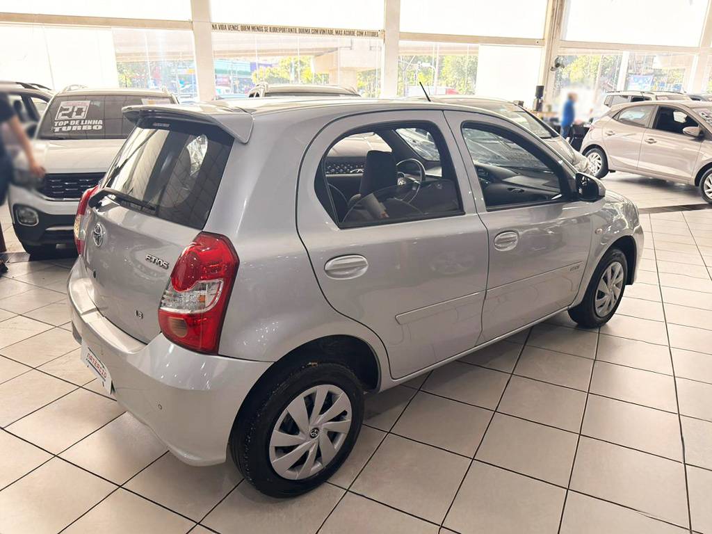 TOYOTA ETIOS