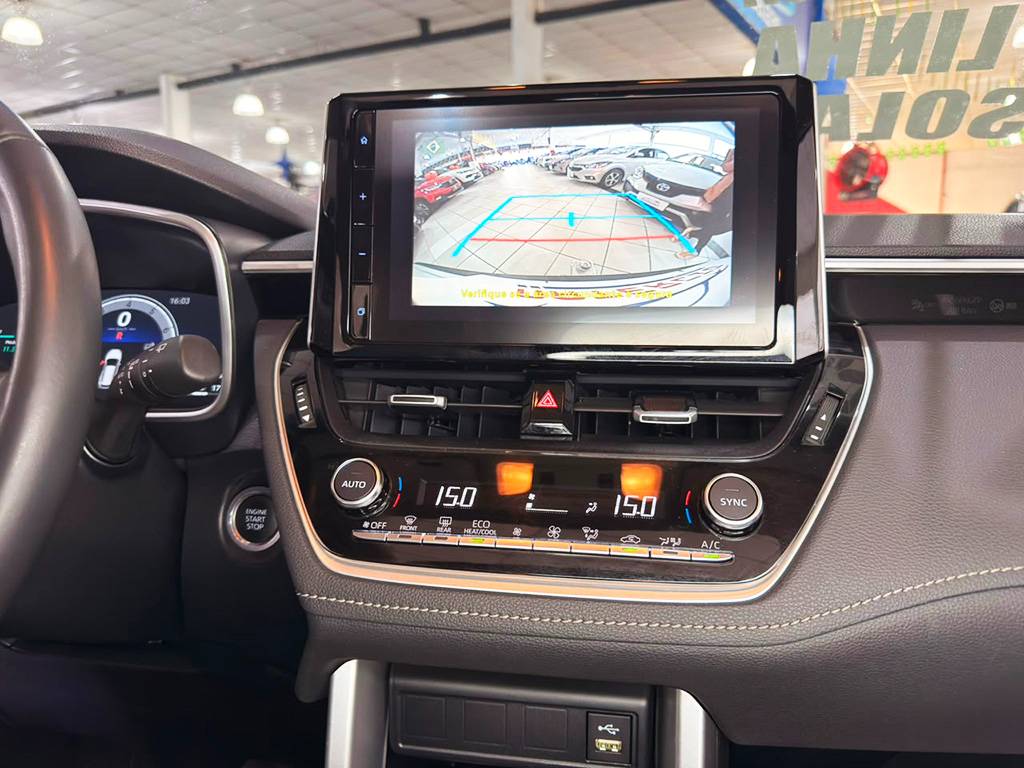 TOYOTA COROLLA CROSS