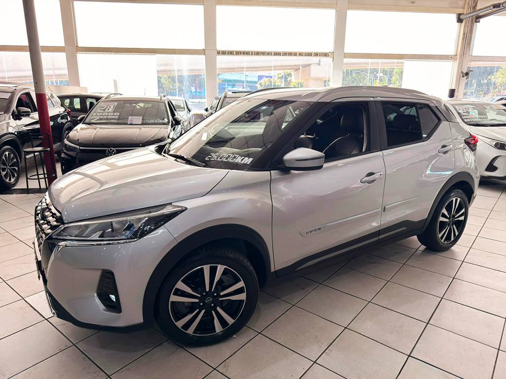 NISSAN KICKS