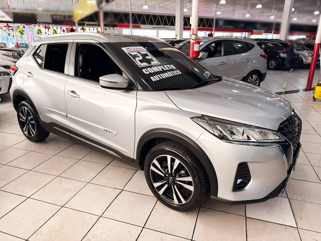 NISSAN KICKS