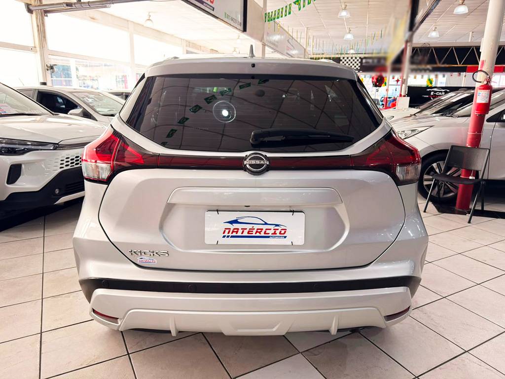 NISSAN KICKS