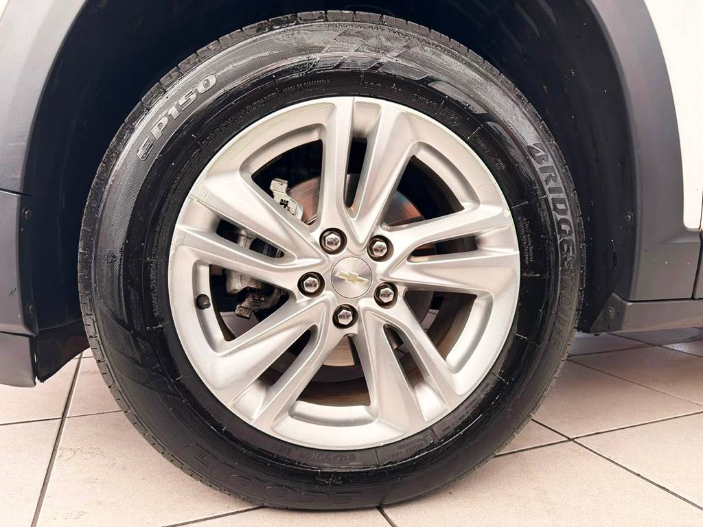 CHEVROLET TRACKER