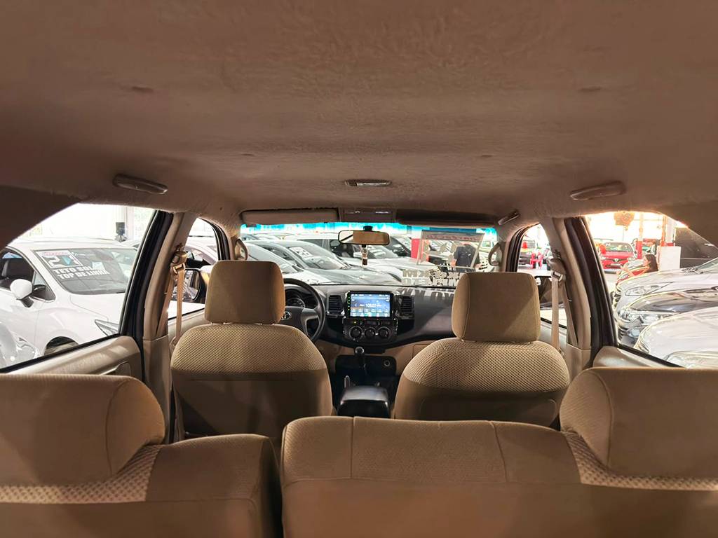 TOYOTA HILUX SW4