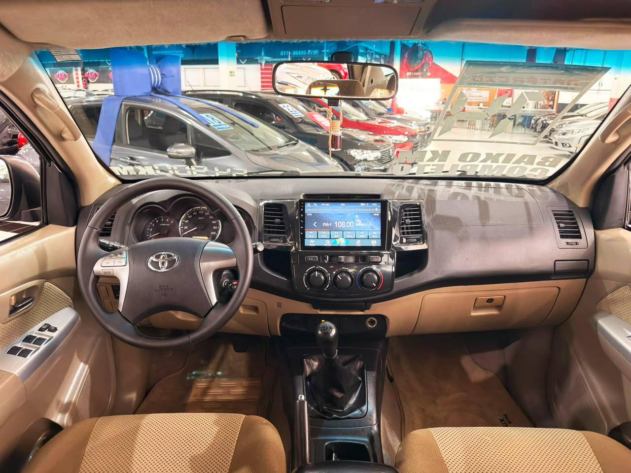 TOYOTA HILUX SW4