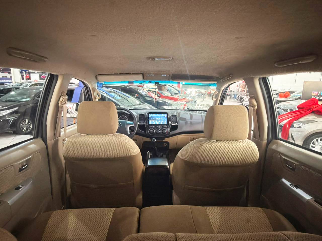TOYOTA HILUX SW4
