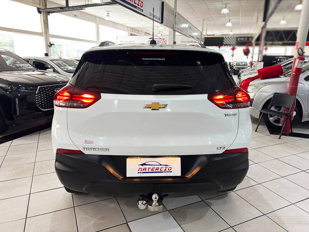 CHEVROLET TRACKER