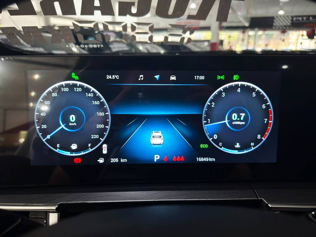 CHERY TIGGO 8