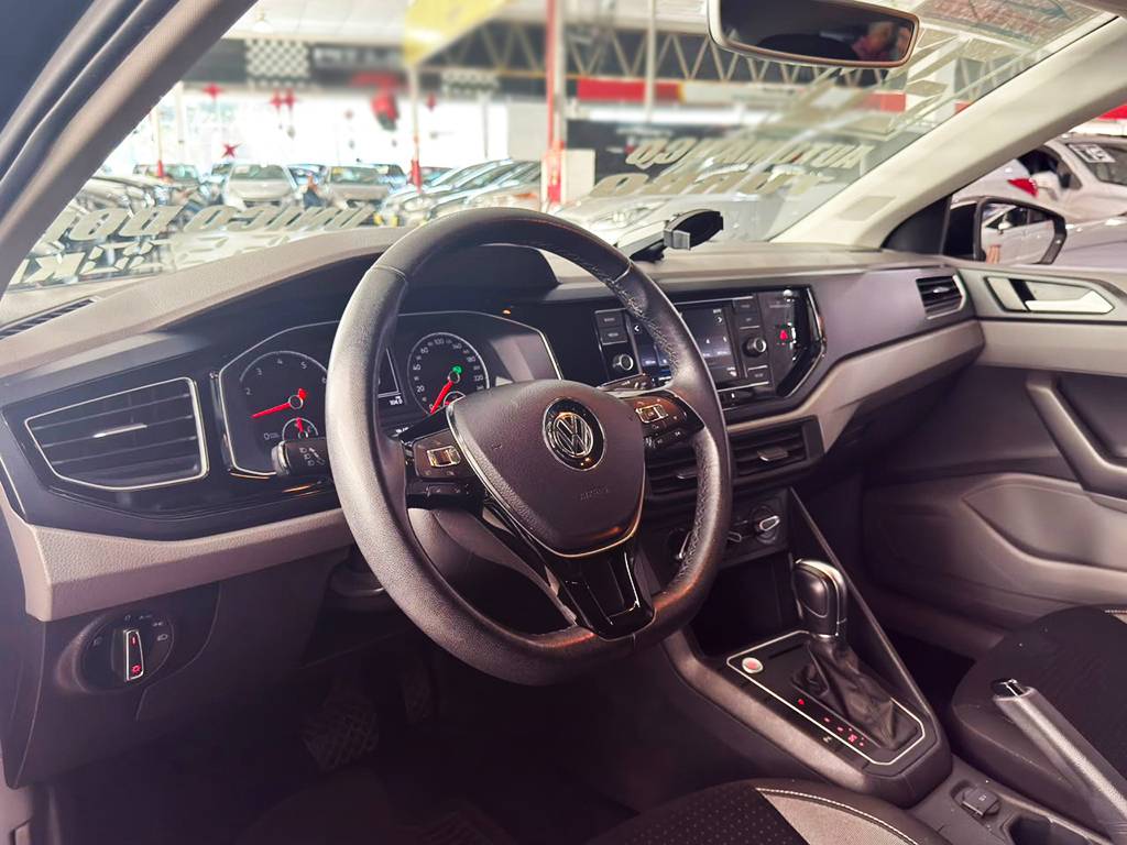 VOLKSWAGEN VIRTUS