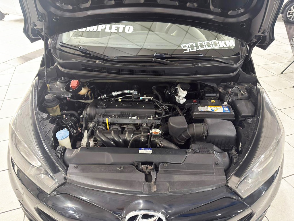HYUNDAI HB20S