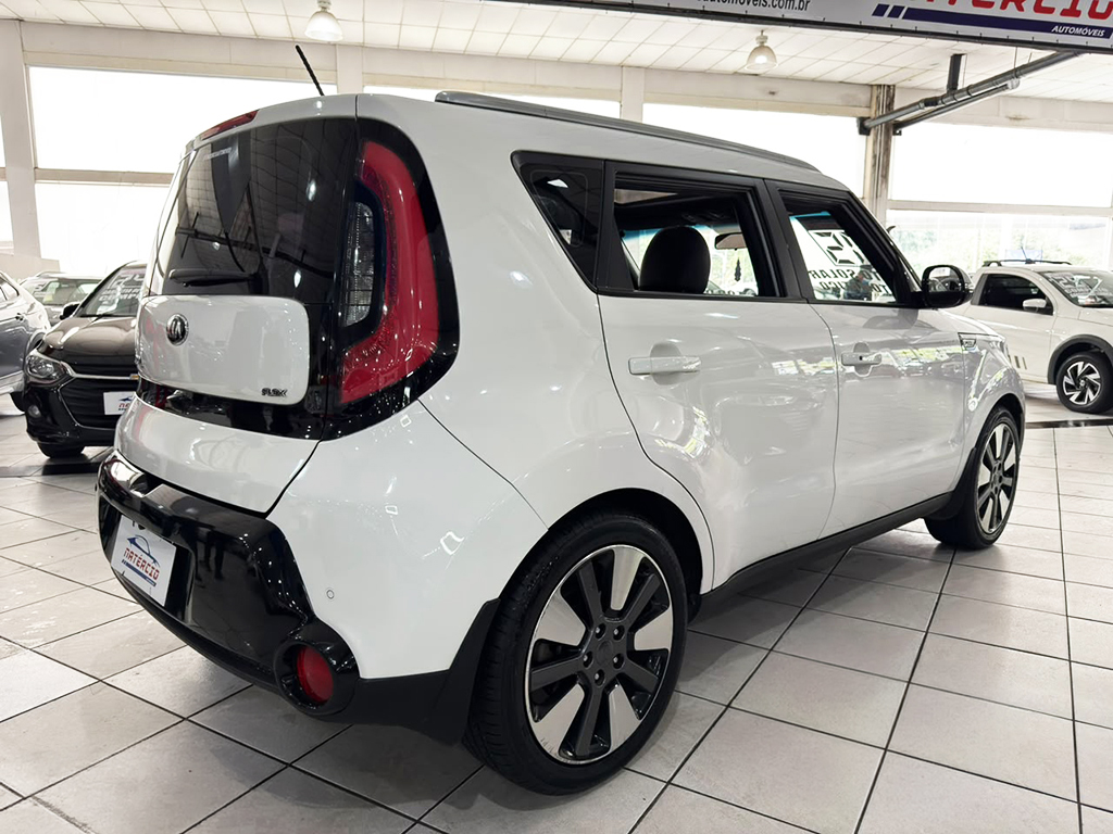 KIA SOUL