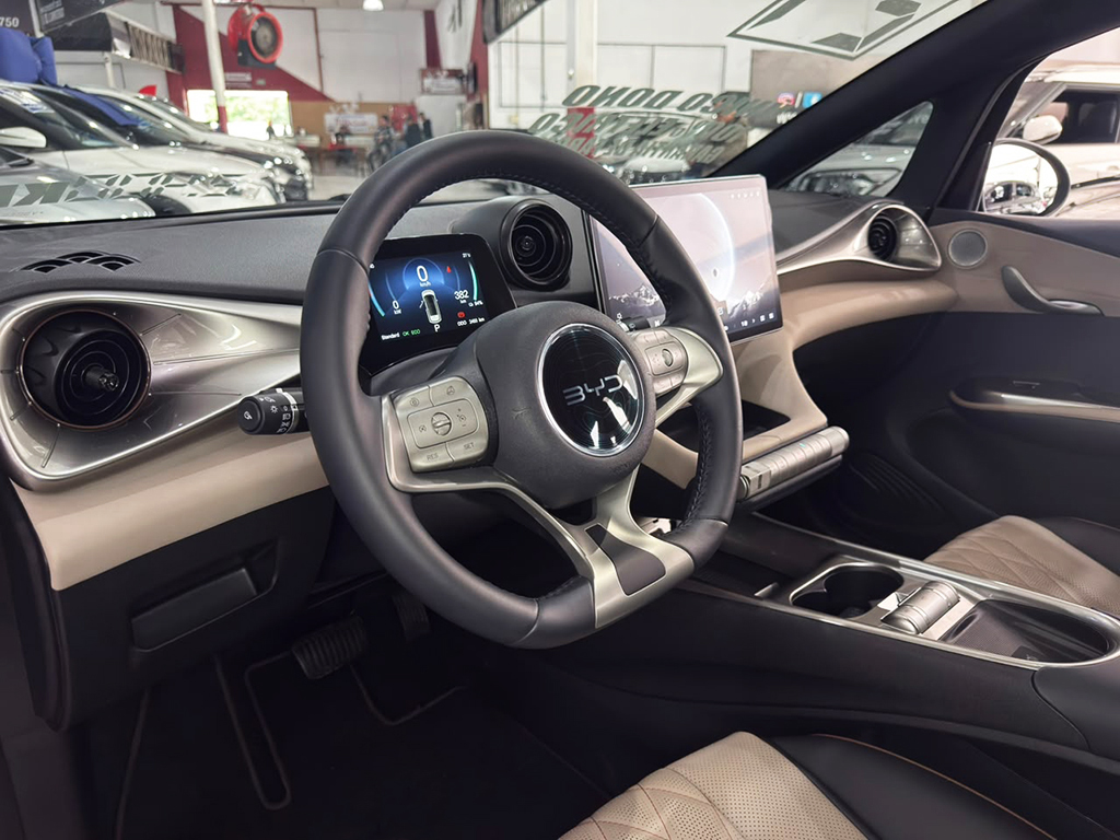 BYD DOLPHIN