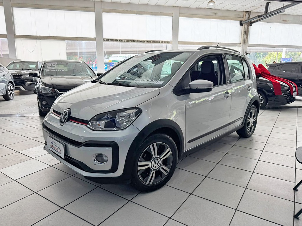 VOLKSWAGEN CROSS UP