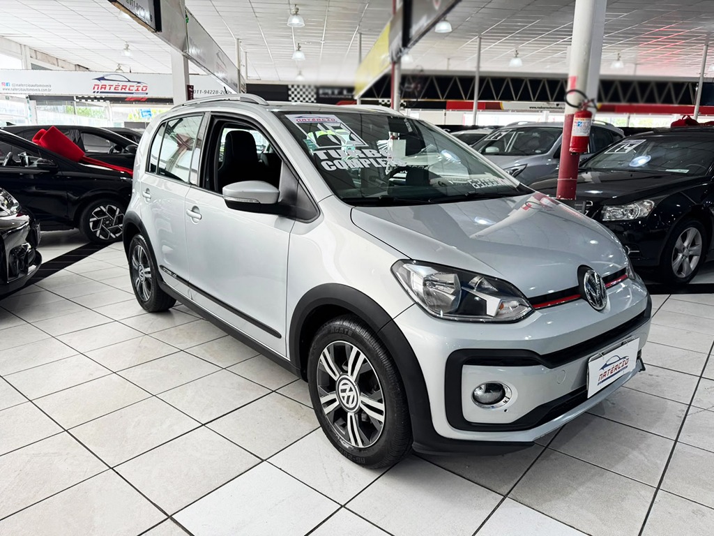 VOLKSWAGEN CROSS UP