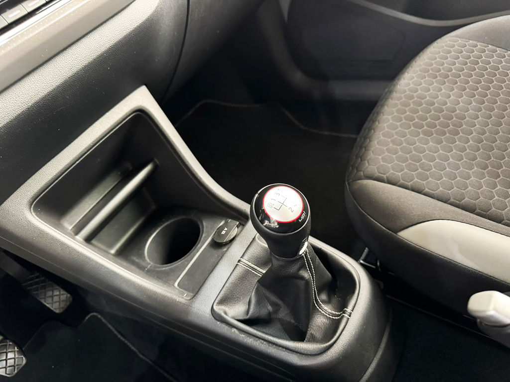 VOLKSWAGEN CROSS UP
