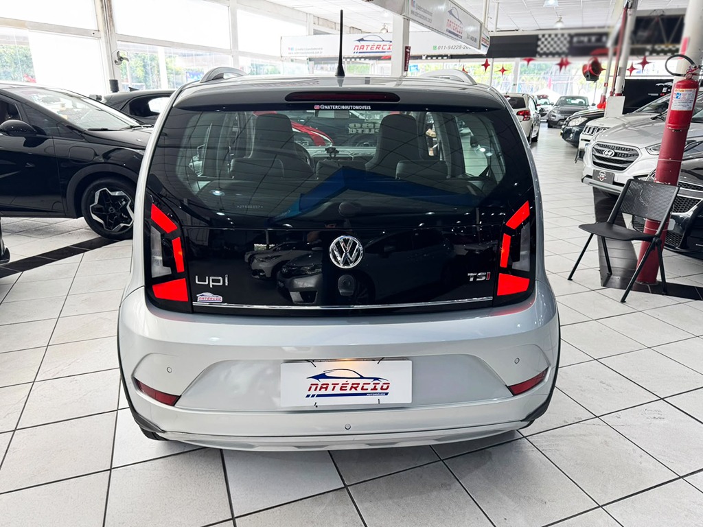 VOLKSWAGEN CROSS UP