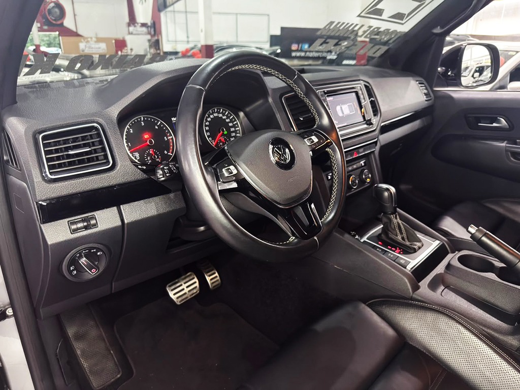 VOLKSWAGEN AMAROK