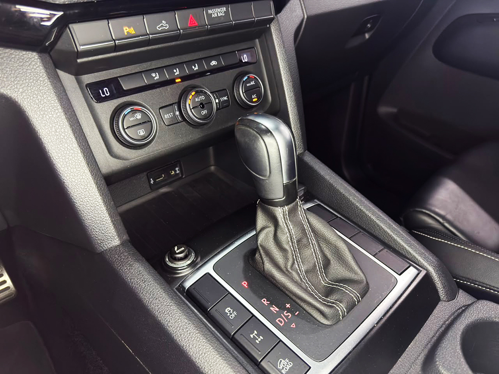 VOLKSWAGEN AMAROK