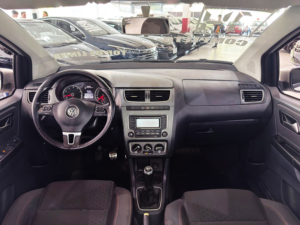 VOLKSWAGEN CROSSFOX