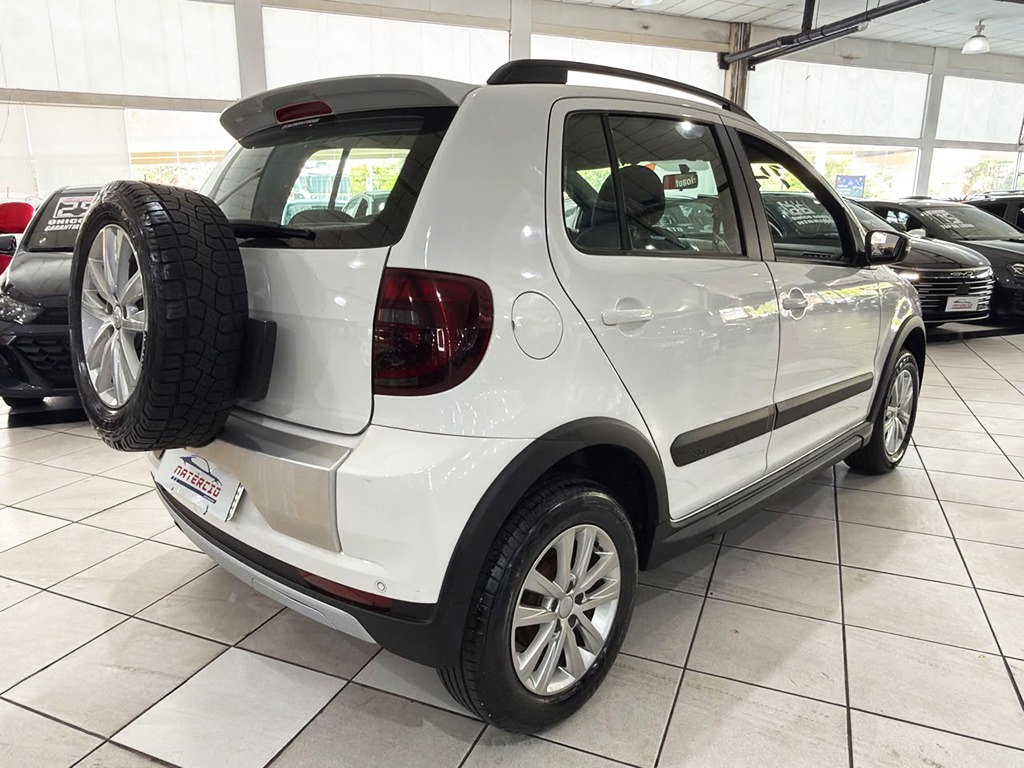 VOLKSWAGEN CROSSFOX