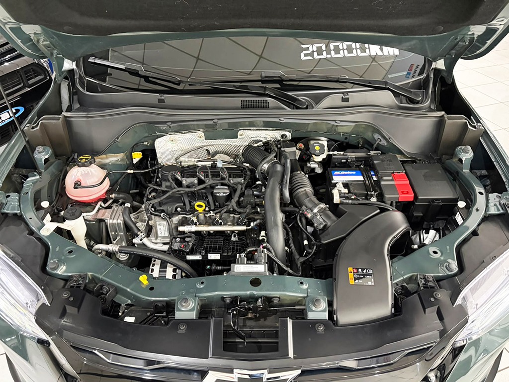 CHEVROLET TRACKER