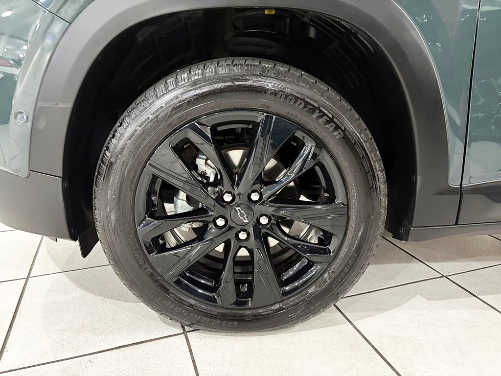 CHEVROLET TRACKER