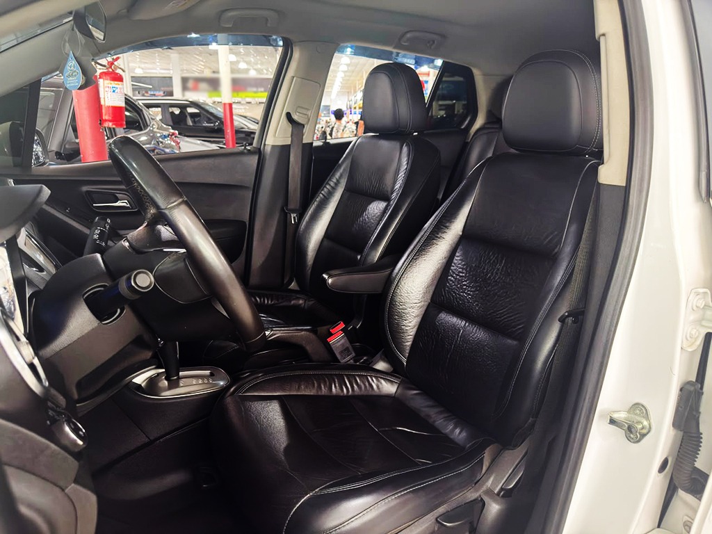 CHEVROLET TRACKER