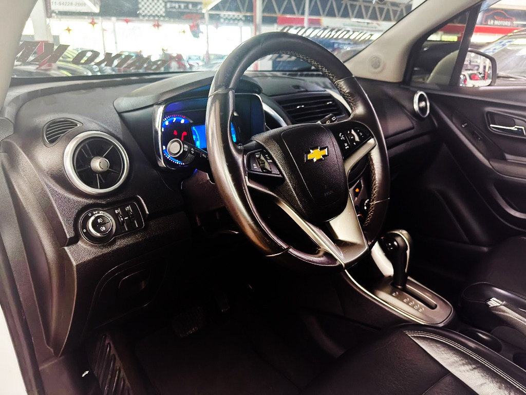 CHEVROLET TRACKER