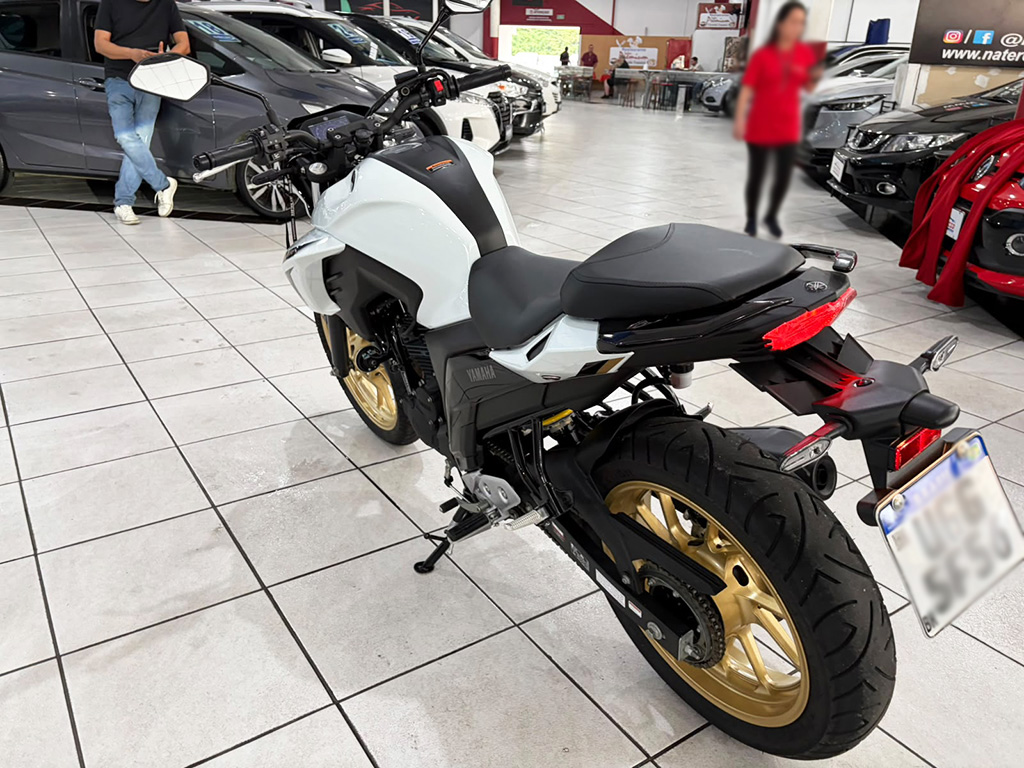 YAMAHA FZ25 FAZER ABS