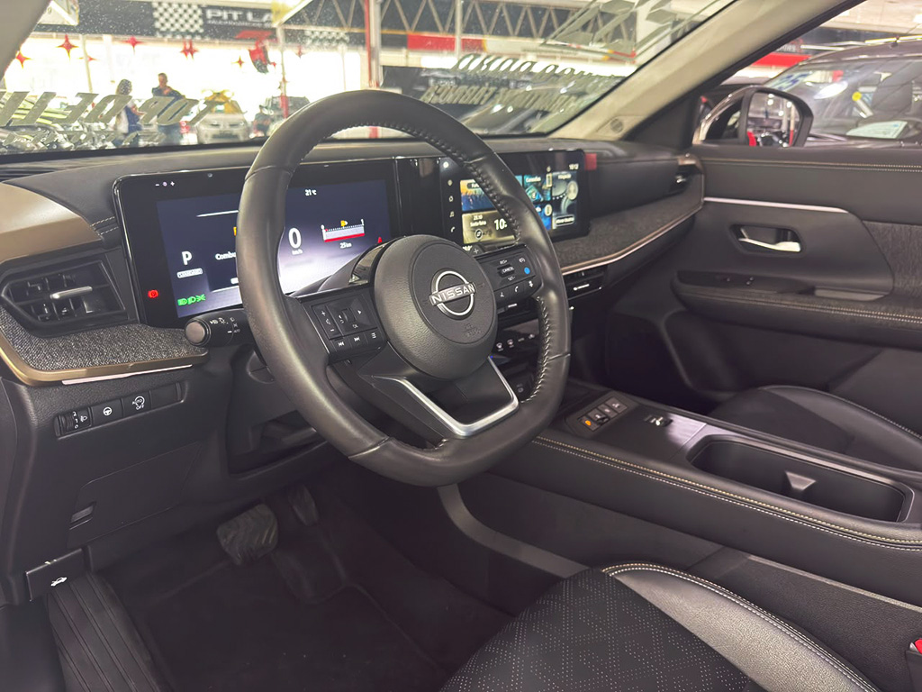 NISSAN KICKS
