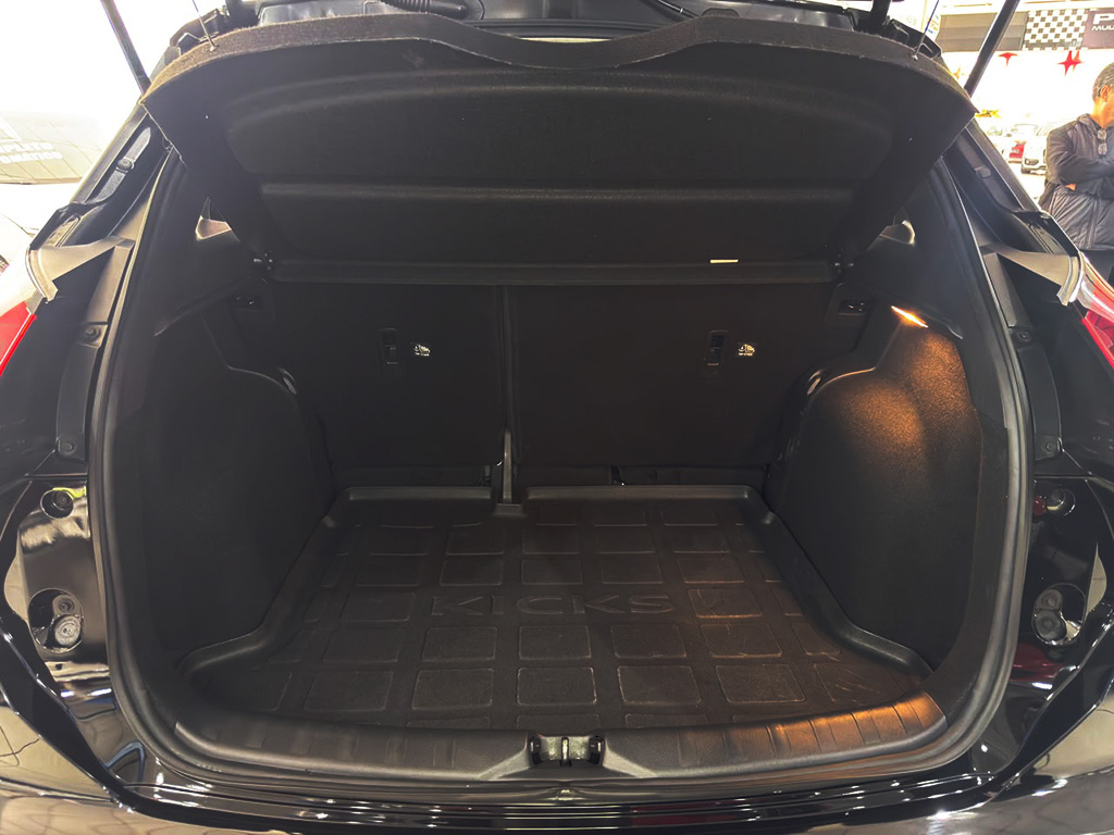 NISSAN KICKS