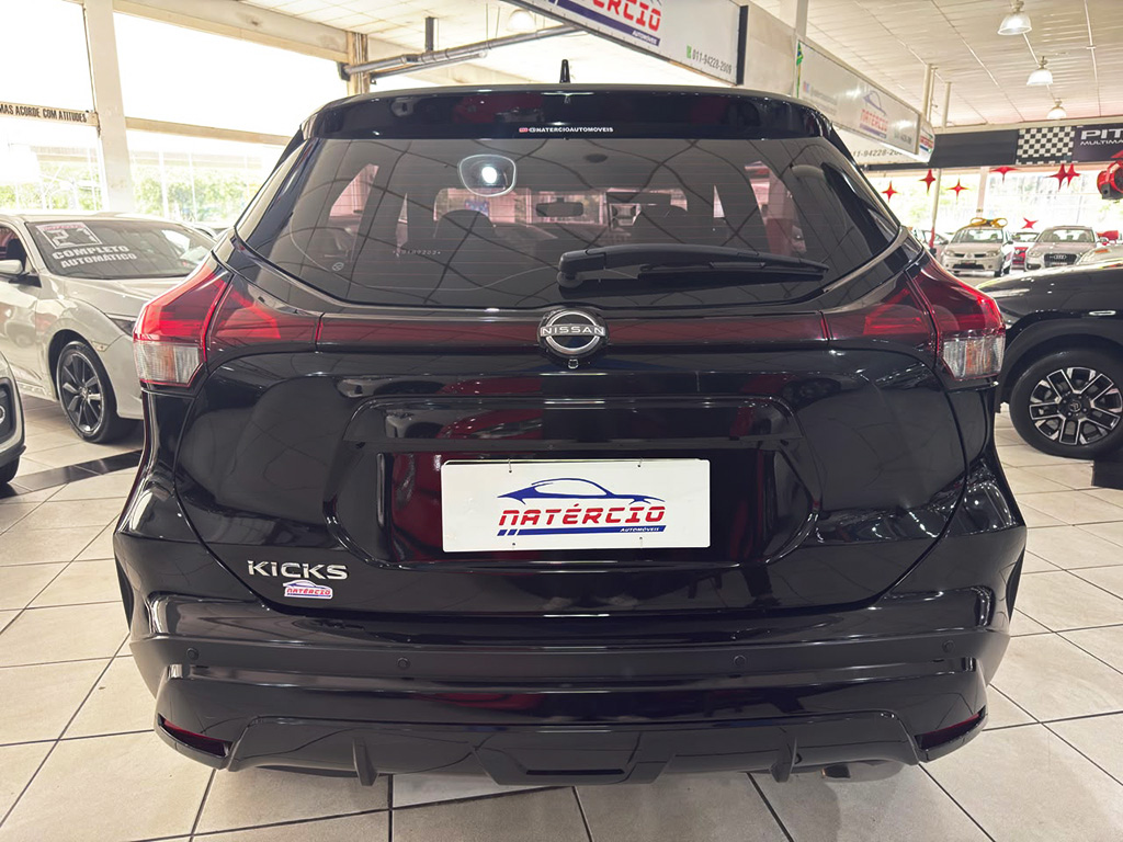 NISSAN KICKS