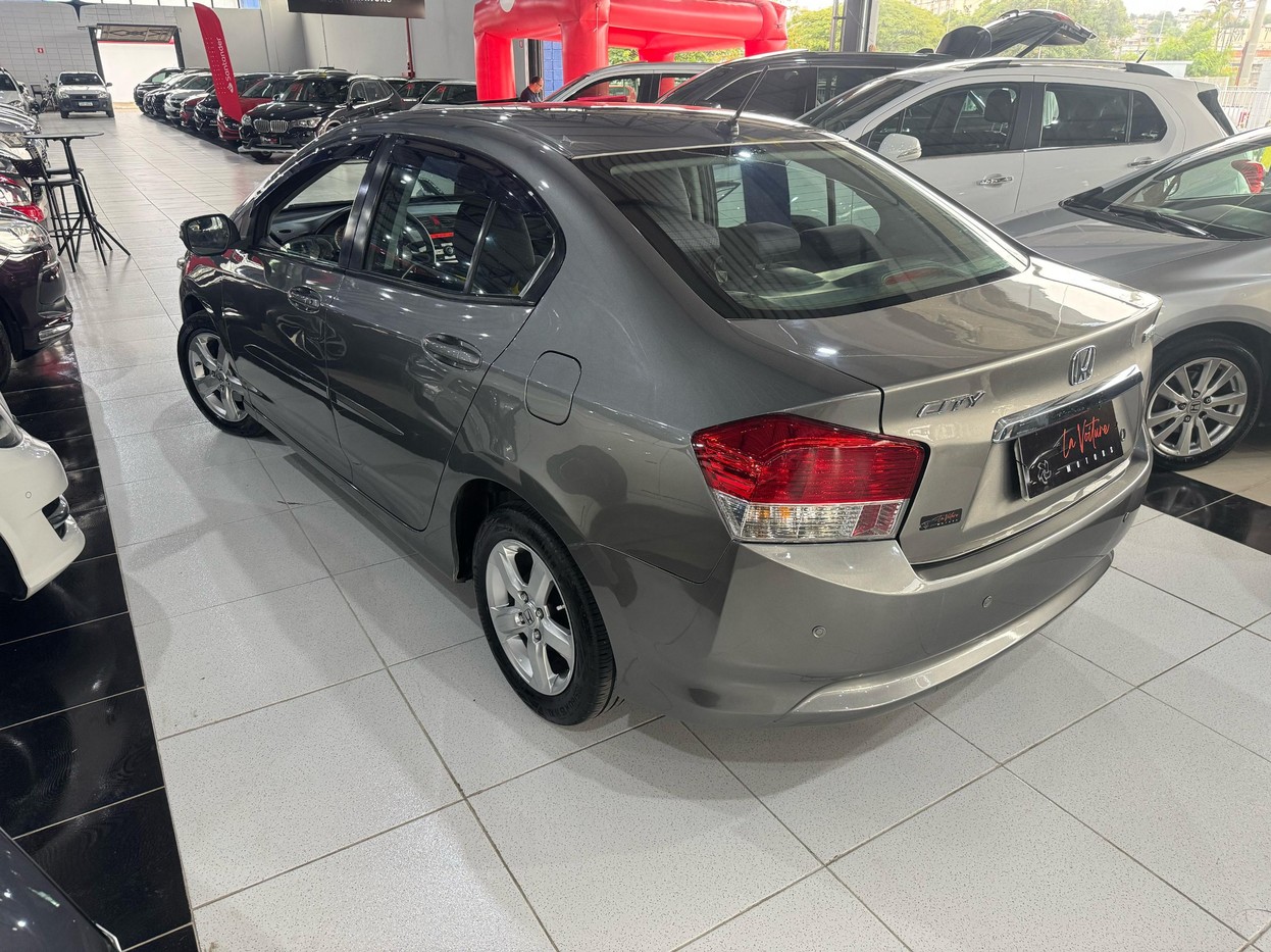 Car Image 8