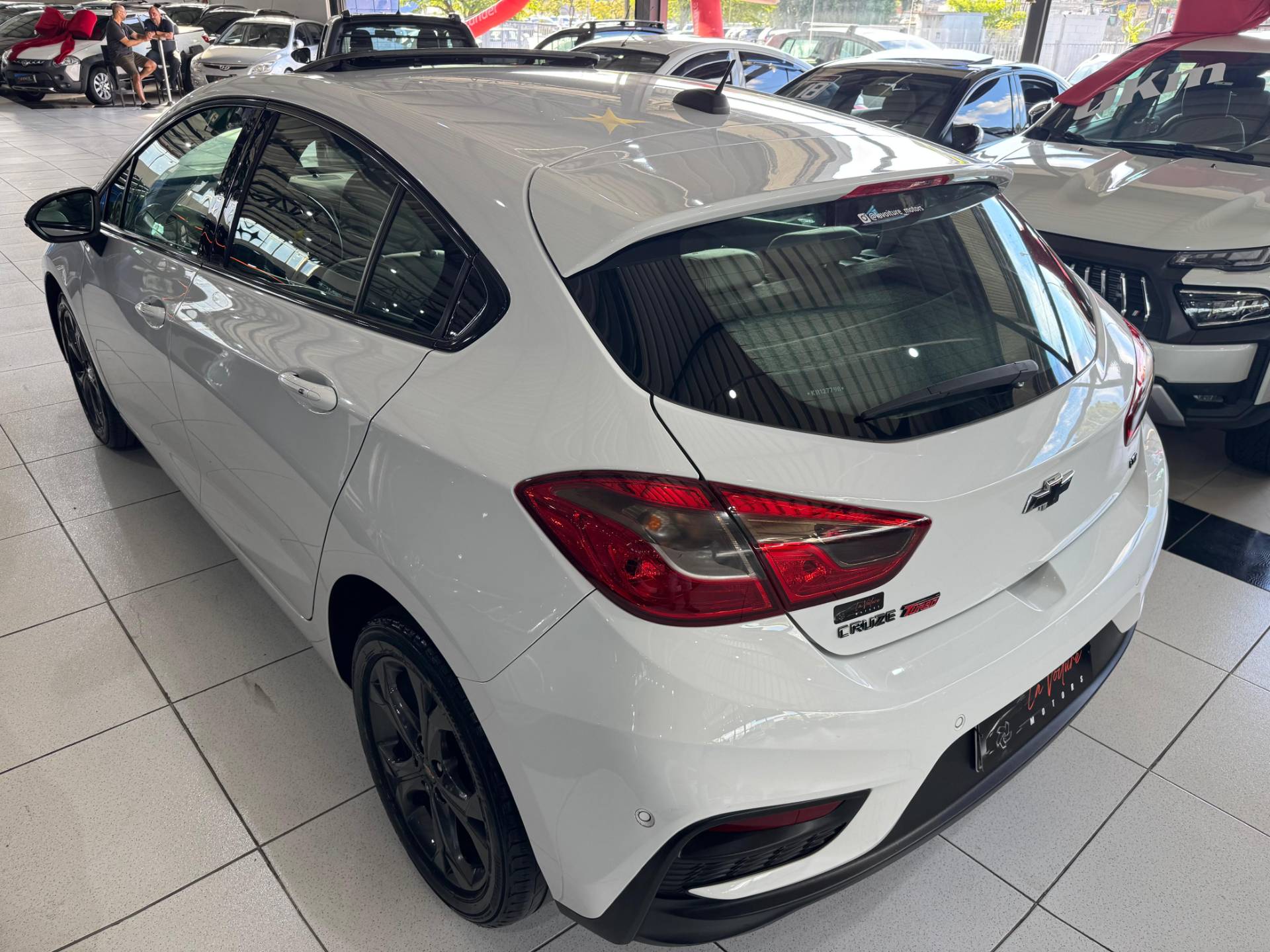 CHEVROLET CRUZE