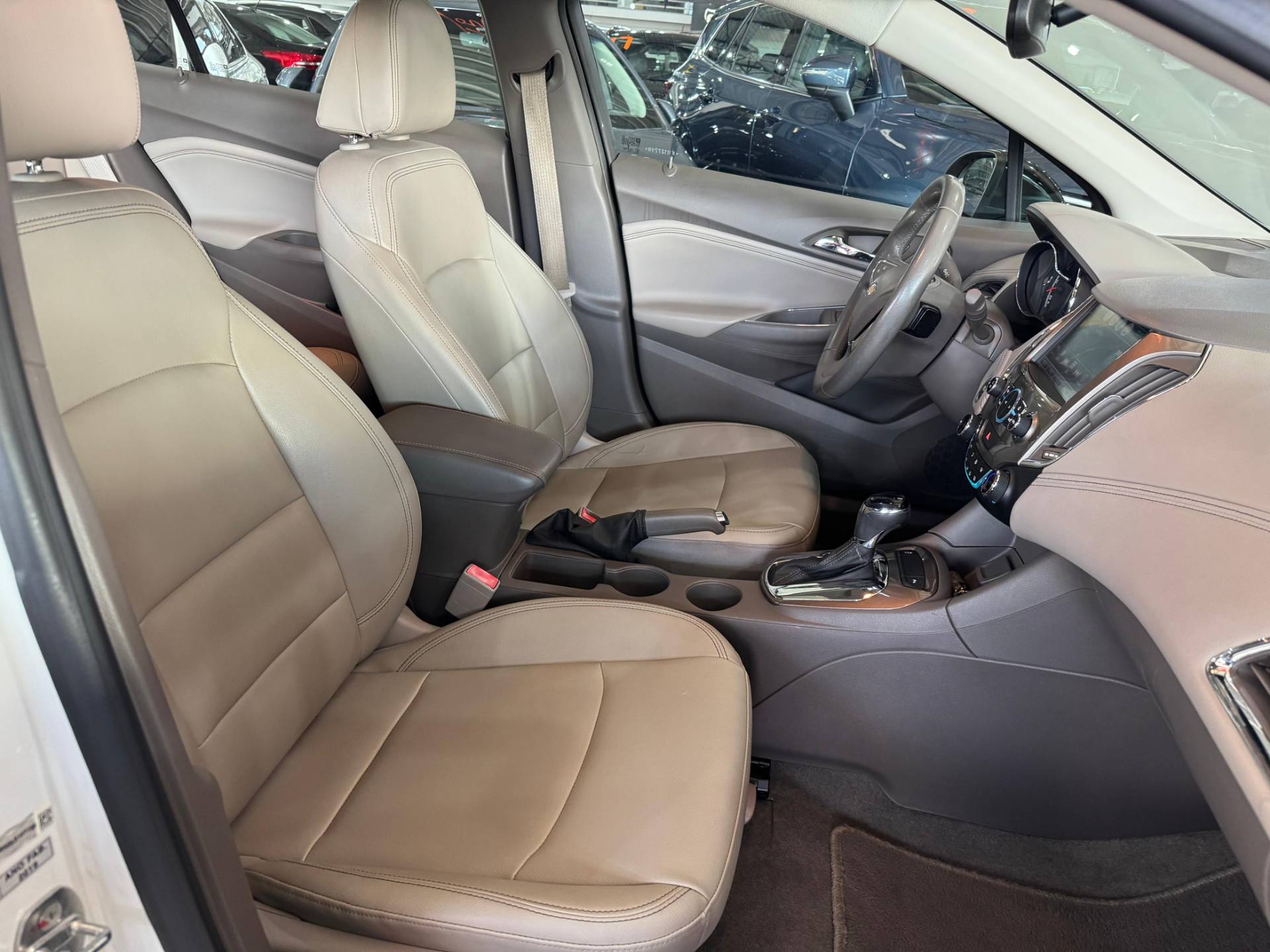 CHEVROLET CRUZE