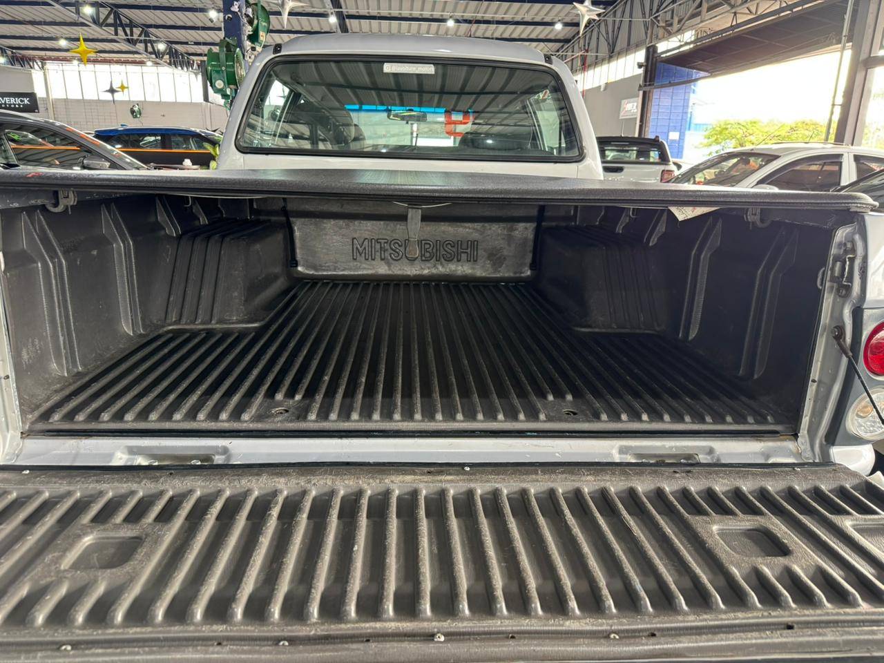 MITSUBISHI L200 OUTDOOR